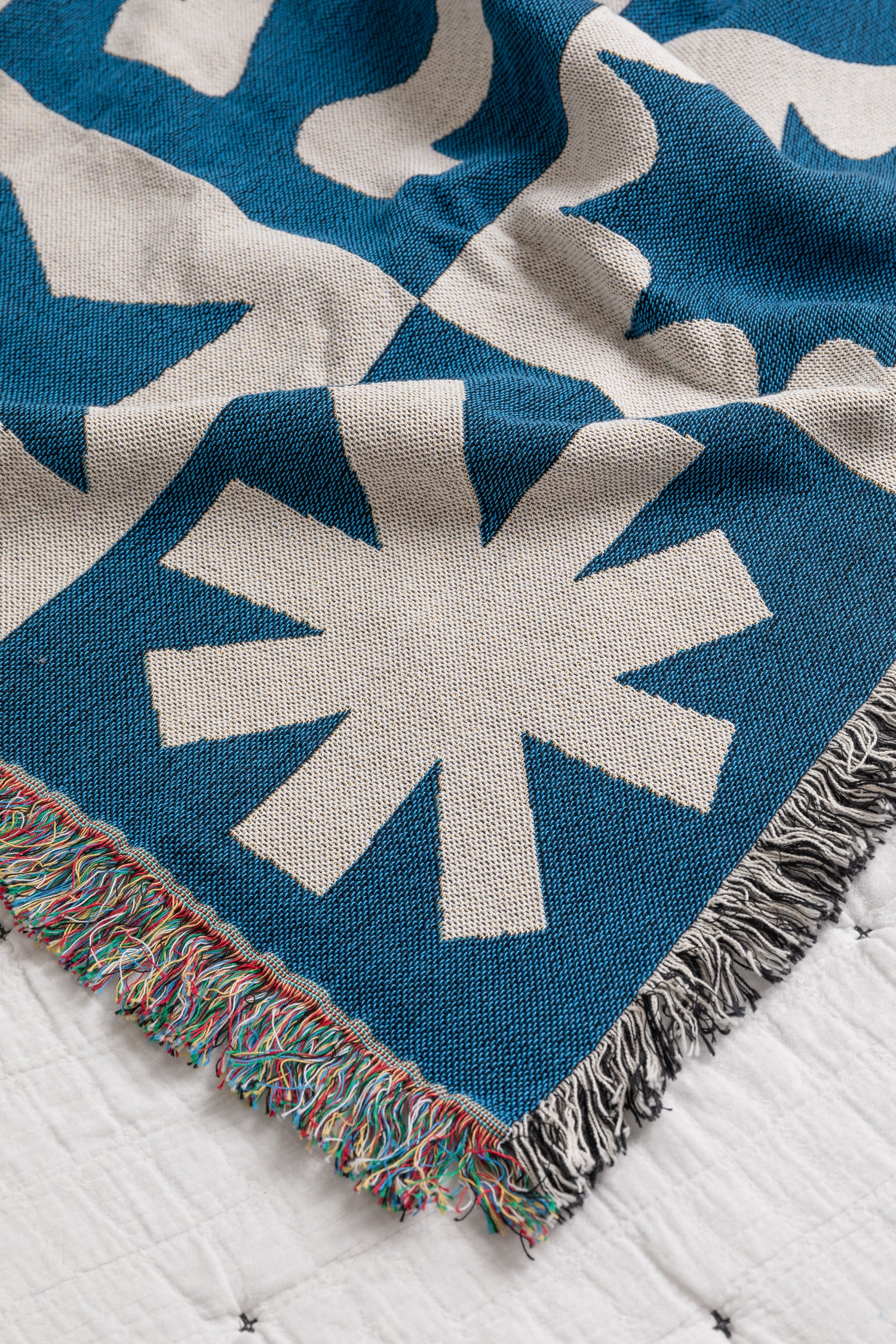 Folk Shapes Patchwork Throw Blanket - Blue/White