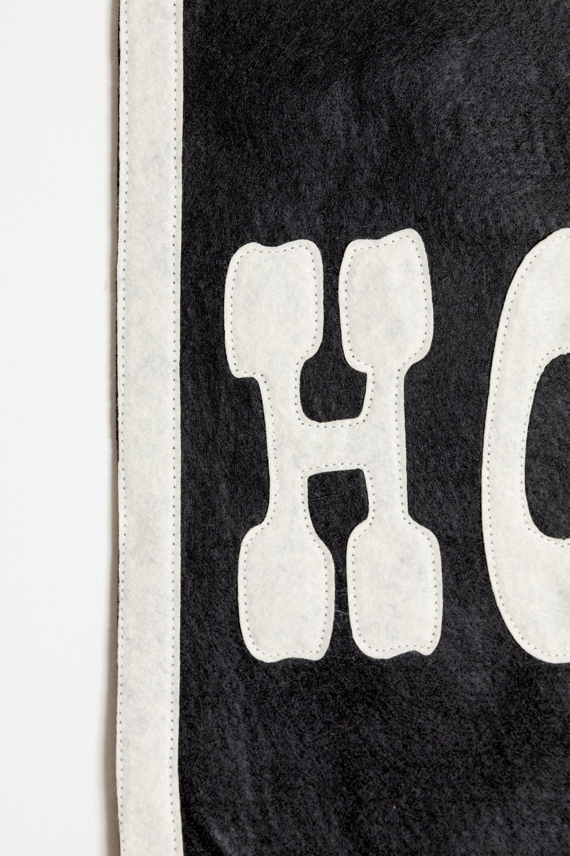 Howdy Pennant Flag - Black