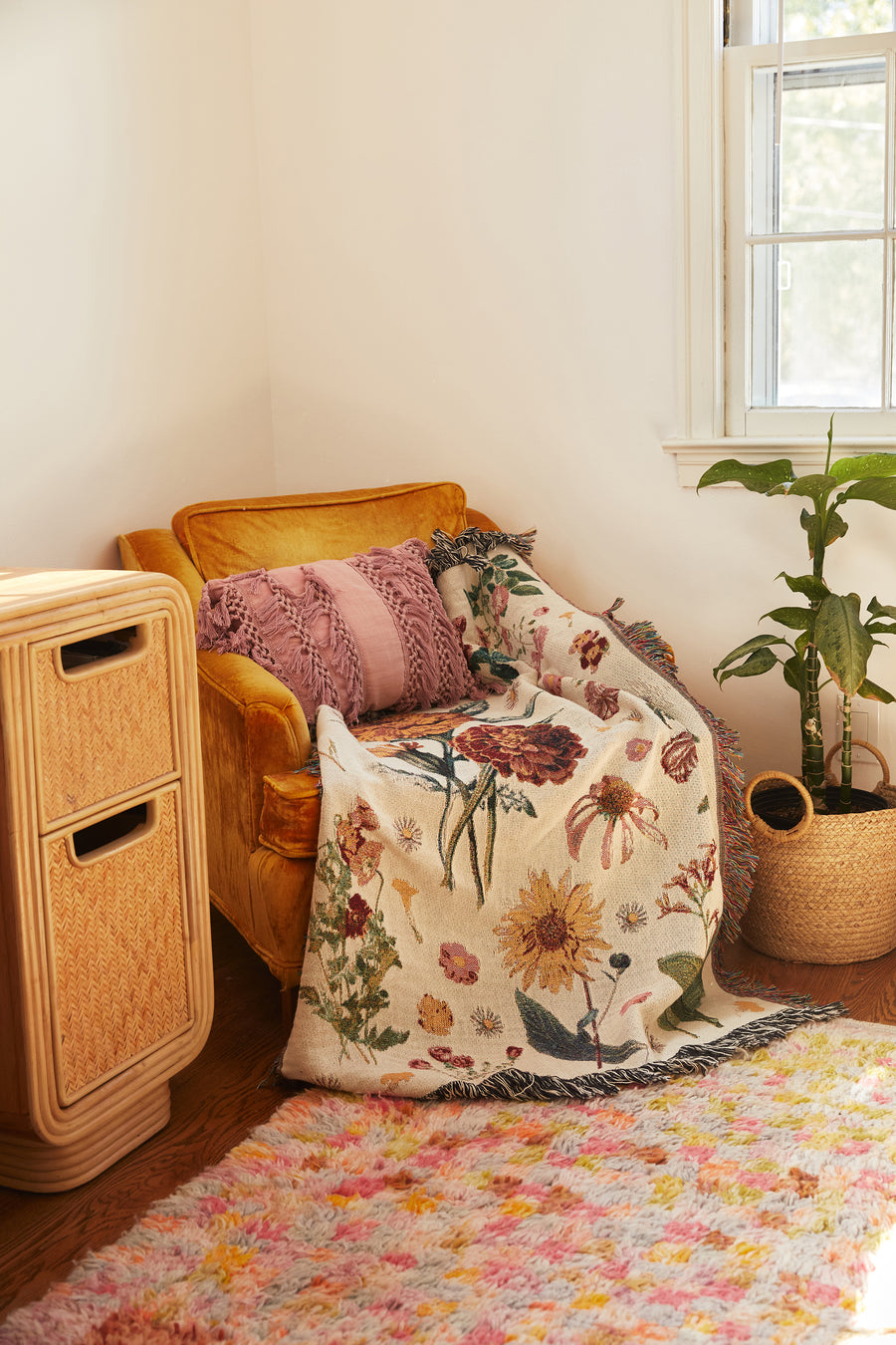 Vintage Floral Throw Blanket On Chair