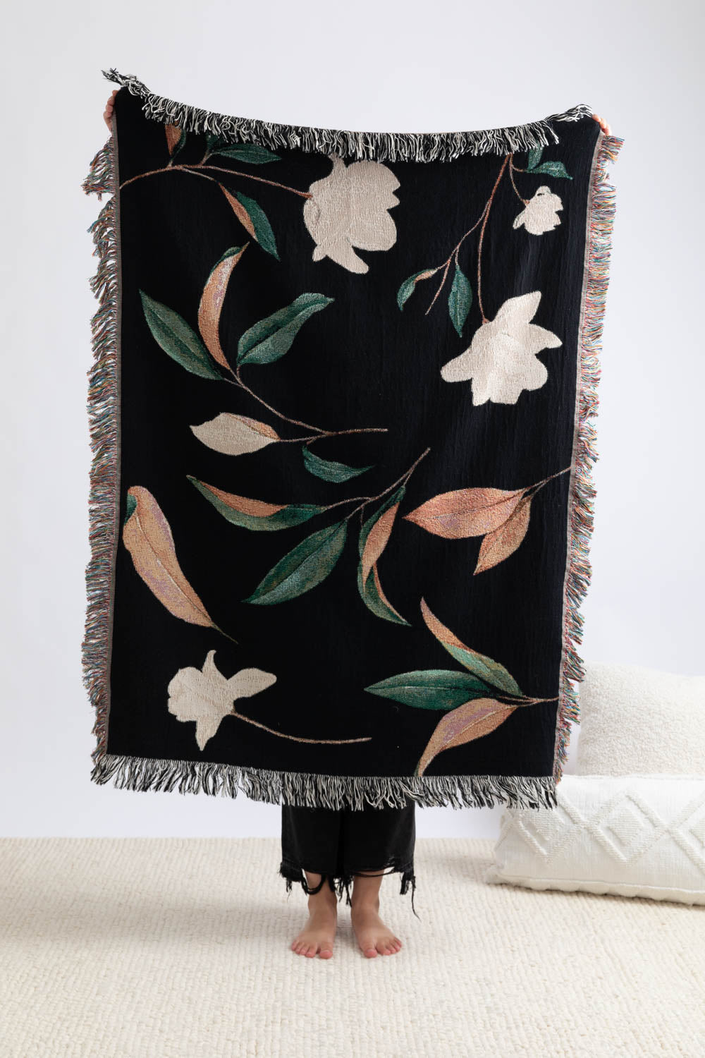Magnolia Throw Blanket 37x52