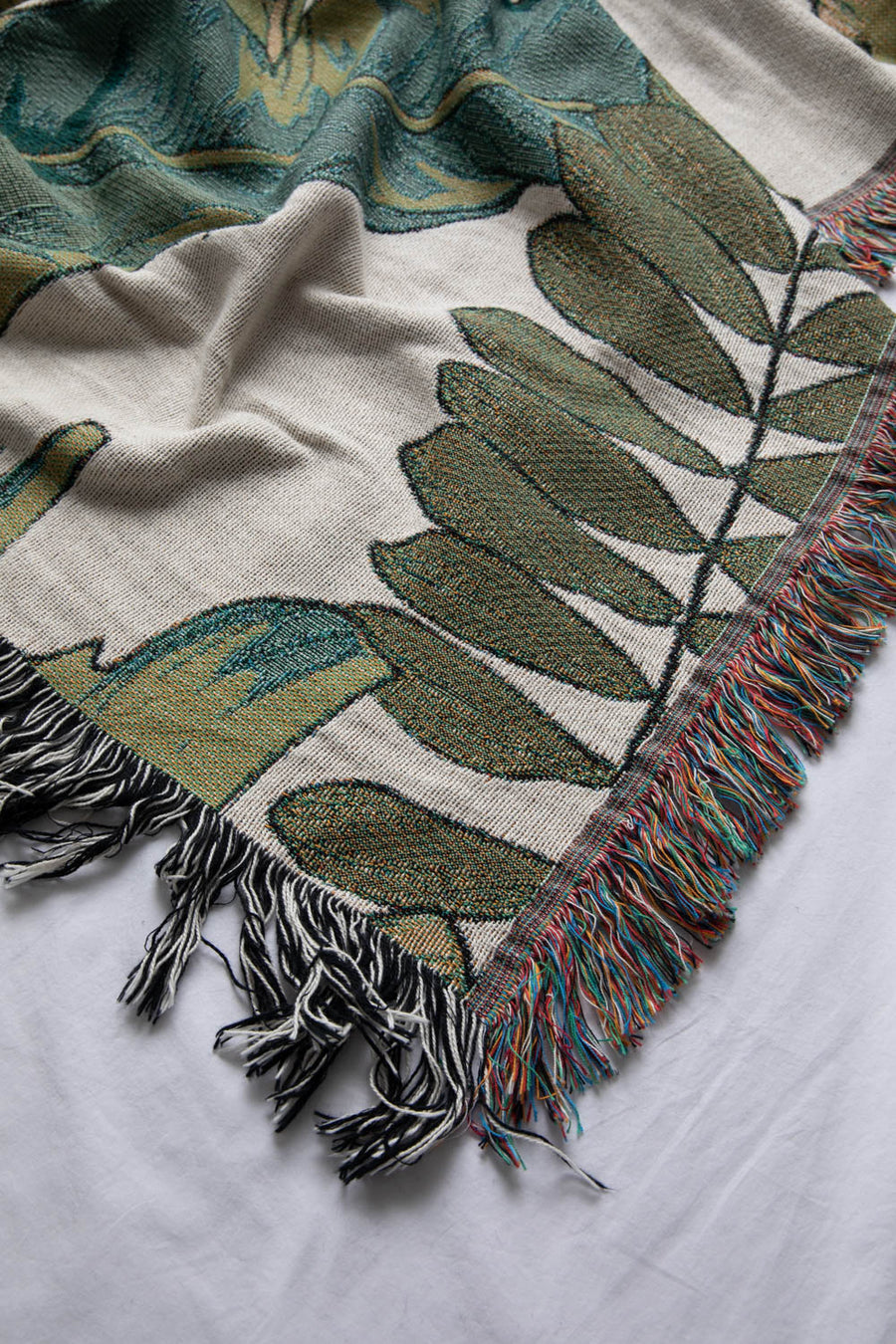 Palm Leaf Woven Throw Blanket – Good Merchant Co